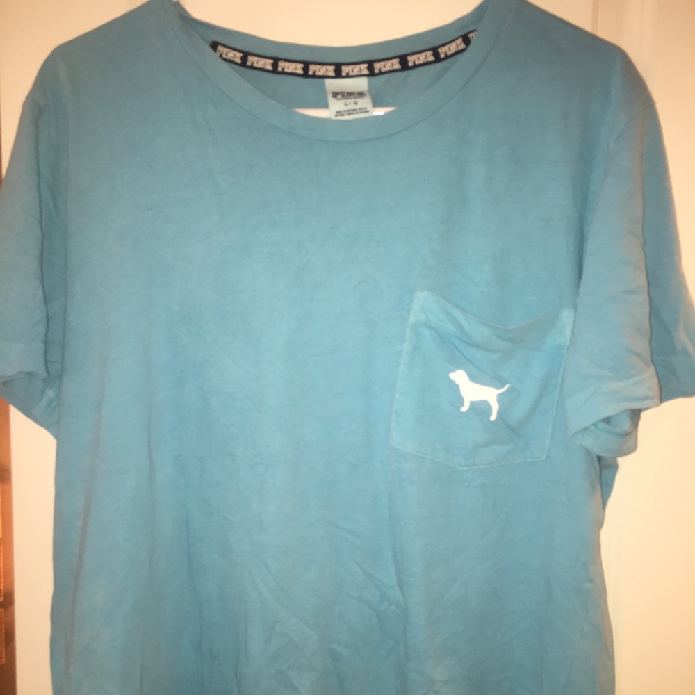 victoria secret/pink t shirt